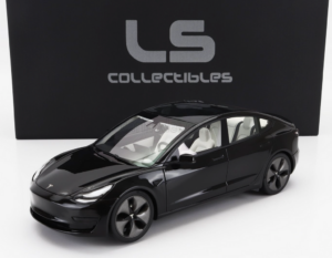 Tesla Model 3 2021 Schaal 1:18