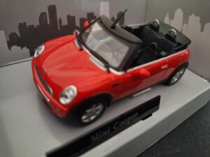 Mini Cooper Cabriolet 2005 Schaal 1:43