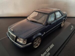 Mercedes Benz E60 AMG W124 Schaal 1:43