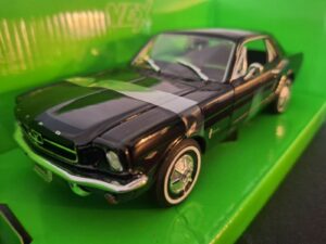 Ford Mustang Coupe 1964 Schaal 1:24