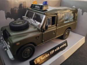 Landrover Series III Soft Top Schaal 1:43