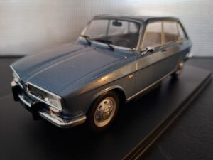 Renault 16 1965 Schaal 1:24