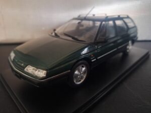 Citroën XM Break 1991 Schaal 1:24