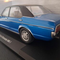 Ford Granada MK1 1975 Schaal 1:18 - Afbeelding 3