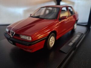 Alfa Romeo 155 1996 Schaal 1:18