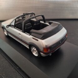 Peugeot 205 CTI Cabriolet 1990 Schaal 1:43 - Afbeelding 3