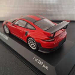 Porsche 911 GT2 RS Weissach 2018 Schaal 1:43 - Afbeelding 3